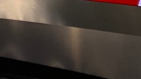 Adrián García Márquez y Adrián González en el estudio.