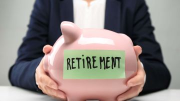 Se estima que solo el 46% de la población femenina que trabaja ahorra en un plan de retiro para su jubilación.