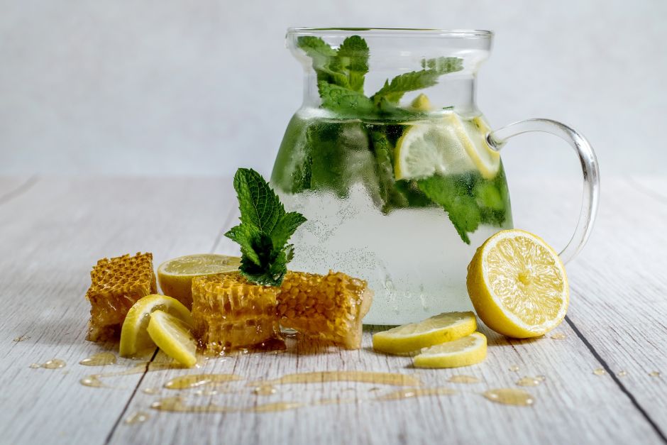 ¿Problemas en tiroides? Dos remedios detox para sanarlas que también ayudan al hígado y sistema linfático