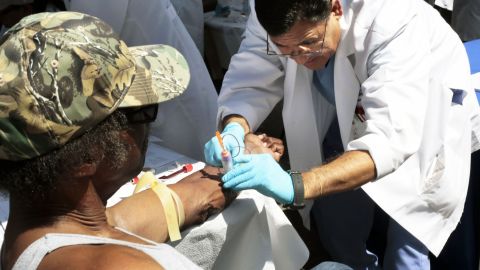 Las preocupaciones de los funcionarios se centran en cómo la nueva regla afectará la salud, especialmente la de los hijos de indocumentados de bajos recursos.