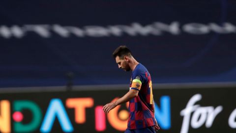 Otra noche negra para Lionel Messi.