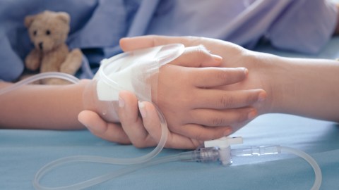 El menor fue ingresad al hospital un día después de ingerir el dióxido de cloro.