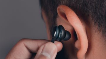 audífonos auriculares oído