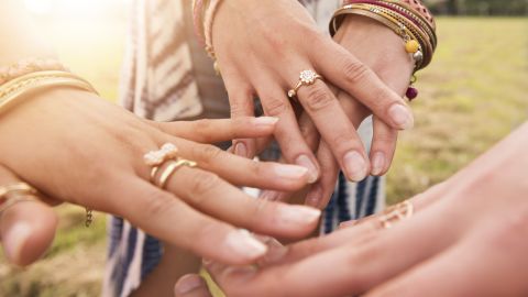 anillos pulseras