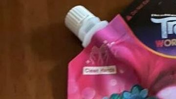 Es desinfectante de manos que a abuela confundió con puré.