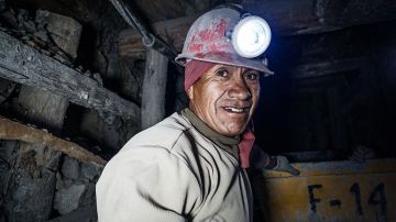 A pesar de los siglos, una parte importante de la economía de Bolivia todavía depende de la minería de Potosí.