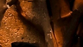 Una estructura completamente quemada en Santa Helena, California.