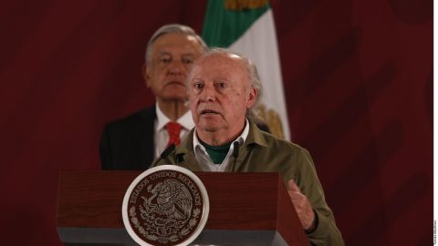 Víctor Manuel Toledo.