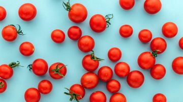 CR-Health-InlineHero-The-Power-of-Tomatoes-8-20