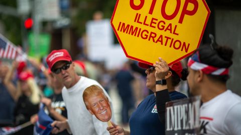 Simpatizantes de Trump hicieron una contra protesta.