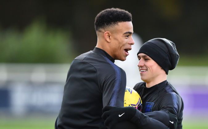 Declaran "persona non grata" a Pablo Montero por serenata de cumpleaños a Nicolás Maduro