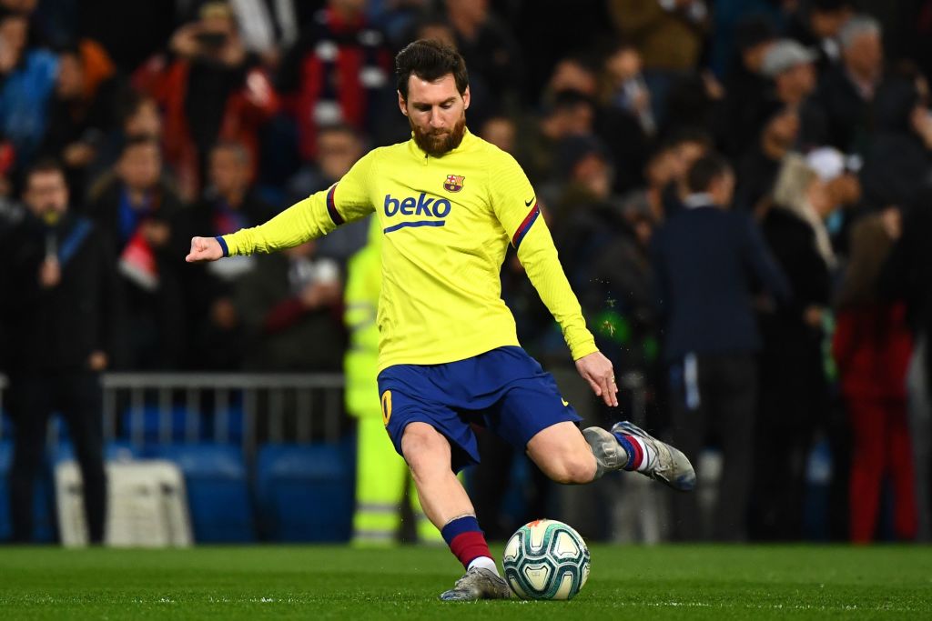 Lionel Messi entrenando con el Barcelona.