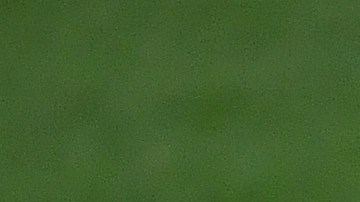 Albert Pujols llega al home tras batear su histórico jonrón 661.