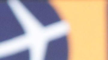 Luis Suárez quejándose de una falta.