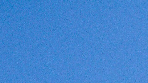 Blaine soltó los globos cuando llegó a la altura máxima y bajó en paracaídas.