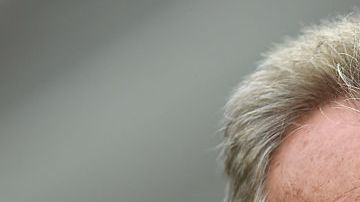 Joe Montana, legendario quarterback.