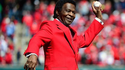 Lou Brock, leyenda de los Cardenales de San Luis.