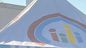 El primer grupo de vendedores ambulantes de CD1 recibió asesoría y ayuda monetaria. (Suministrada)