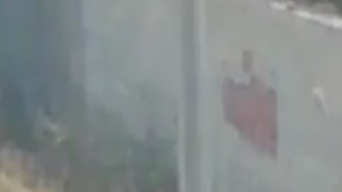 Niño de 6 años muere por bala perdida mientras jugaba con su hermanita