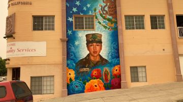 Inauguran el mural dedicado a la soldado Vanesa Guillen. (Cortesía Guadalupe Gómez)