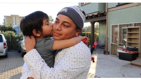 A Manolo y a su hijo Tyler la vida comienza a sonreírles. (Cortesía Mayra Todd)