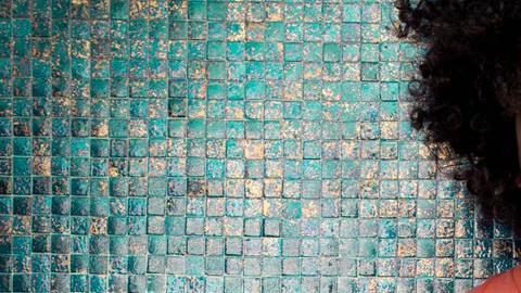 PJ Sin Suela promociona 'Mírame', un tema que será parte de su disco debut. Foto: Cortesía