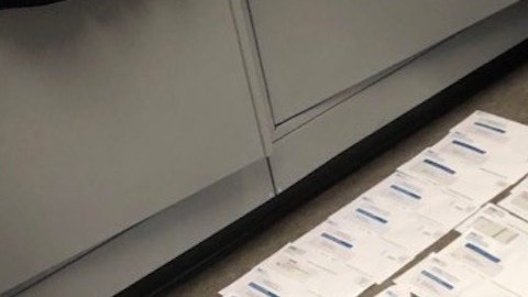 Evidencia recuperada por el Departamento de Policía de Beverly Hills (BHPD) durante los arrestos.
