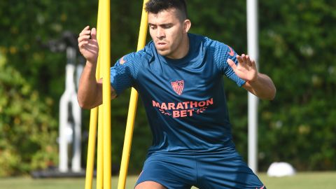 El argentino Marcos Acuña ahora jugará en el Sevilla, Campeón de Europa League.