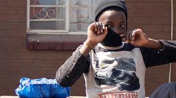 ¿Y si la pobreza resultara ser la mejor defensa contra la COVID-19?