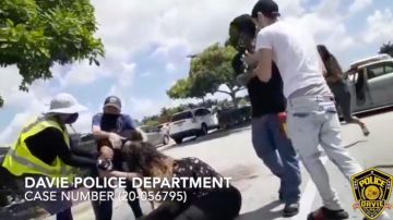 Captura del video difundido por las autoridades para encontrar a los agresores.