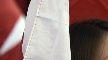 daniella chavez autos