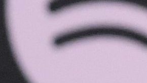 ashley tisdale autos