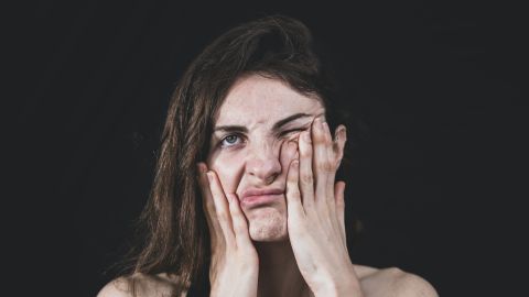 Hay factores externos que dinamitan tu estado de ansiedad.