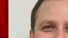 El oficial Jackie Farmer fue despedido.