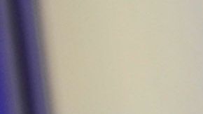 La compañía también donó $50 millones de dólares para brindar educación a los niños en crisis.