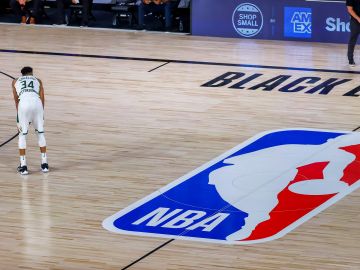 ¿El último partido de Giannis con los Bucks?