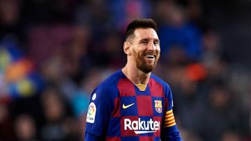 Leo Messi se queda en el Barcelona pese a todo.