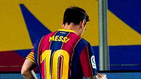 Leo Messi se mostró enchufado como siempre con su equipo.