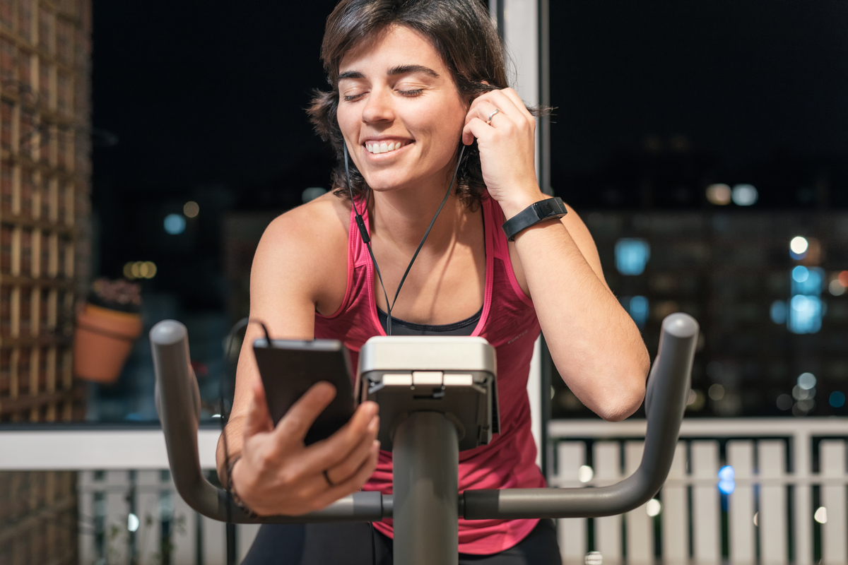 Las mejores bicicletas estáticas de ejercicios para mantenerte en forma en casa