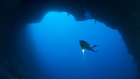 114834328_gettyimages-548993005