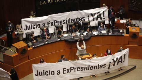 Senadores dan luz verde para enjuiciar a expresidentes,