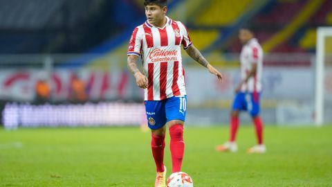 Chofis Lopez separado de chivas