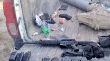 FOTOS: Cártel del Noreste se queda sin narcocampamento, tenían todo un arsenal cerca de la frontera