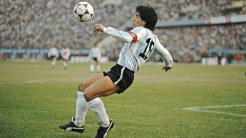 Diego Armando Maradona.