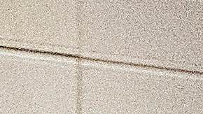 Mnuchin dice que no entiende la postura de Pelosi de todo o nada.