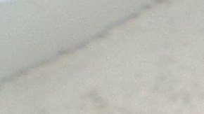 Anselmo De Híjar, a la entrada de su apartamento.