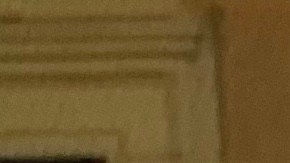 La juez Lucy Armendáriz tomó juramento a Kevin De León como concejal por el distrito 14 de Los Ángeles. (Araceli Martínez/La Opinión).