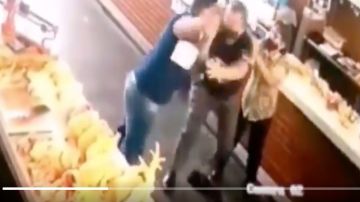 VIDEO: Ladrones golpean a pareja de abuelitos durante asalto