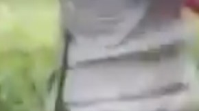 VIDEO: Narcos tablean brutalmente a personas que dejen comunidad sin permiso, denuncian