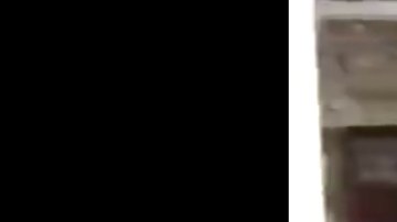 VIDEO: Simpatizantes de régimen cubano impiden que mujer opositora salga de su casa